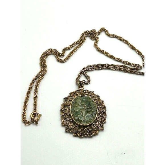 Vintage Estate Faux Green Jade Stone Pendant Filigree Gold Tone 24" Necklace - Picture 1 of 8